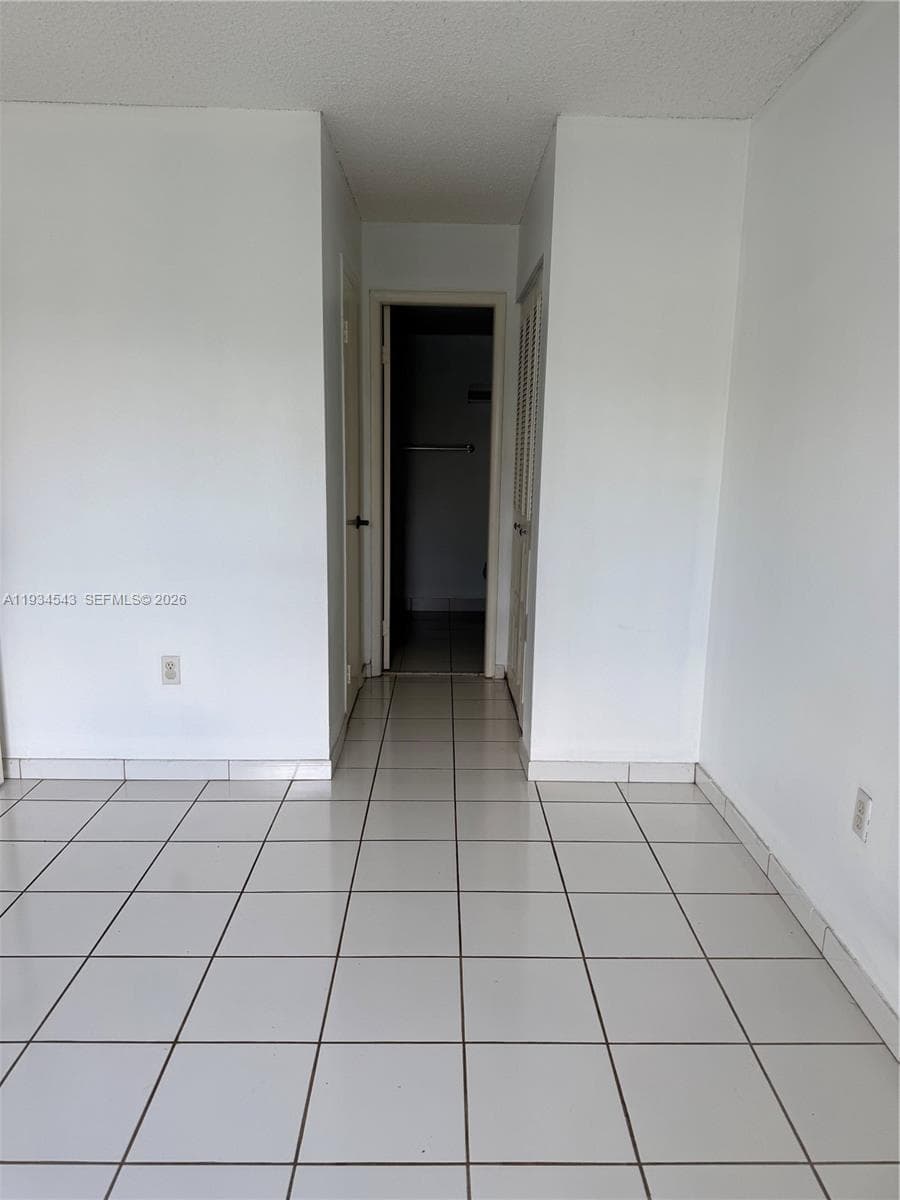 5199 NW 7th St # 115, Miami FL 33126 — 6