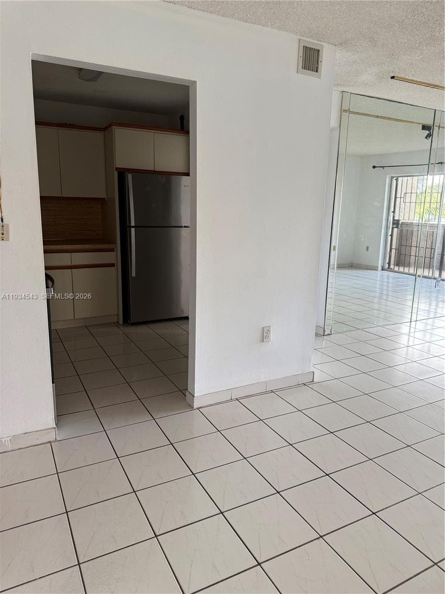 5199 NW 7th St # 115, Miami FL 33126 — 10