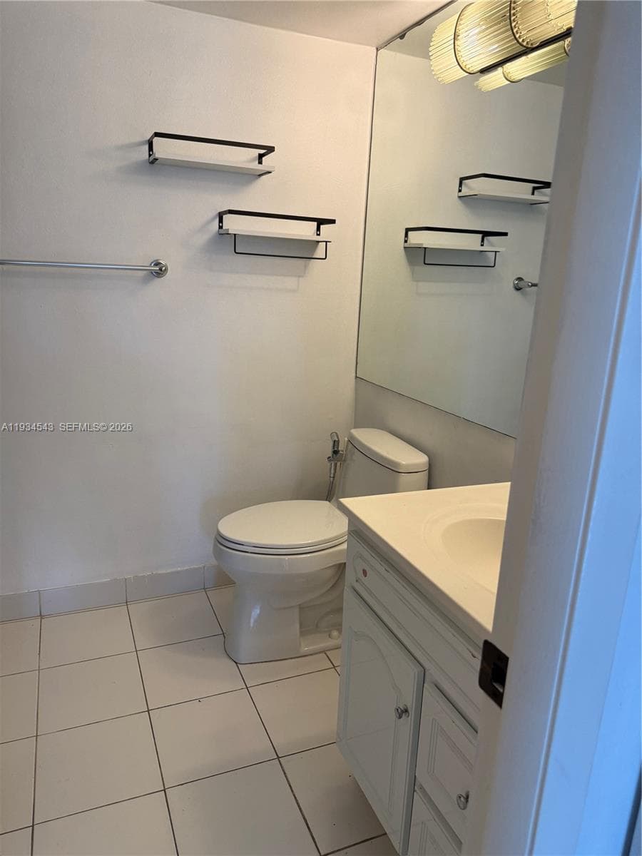 5199 NW 7th St # 115, Miami FL 33126 — 11