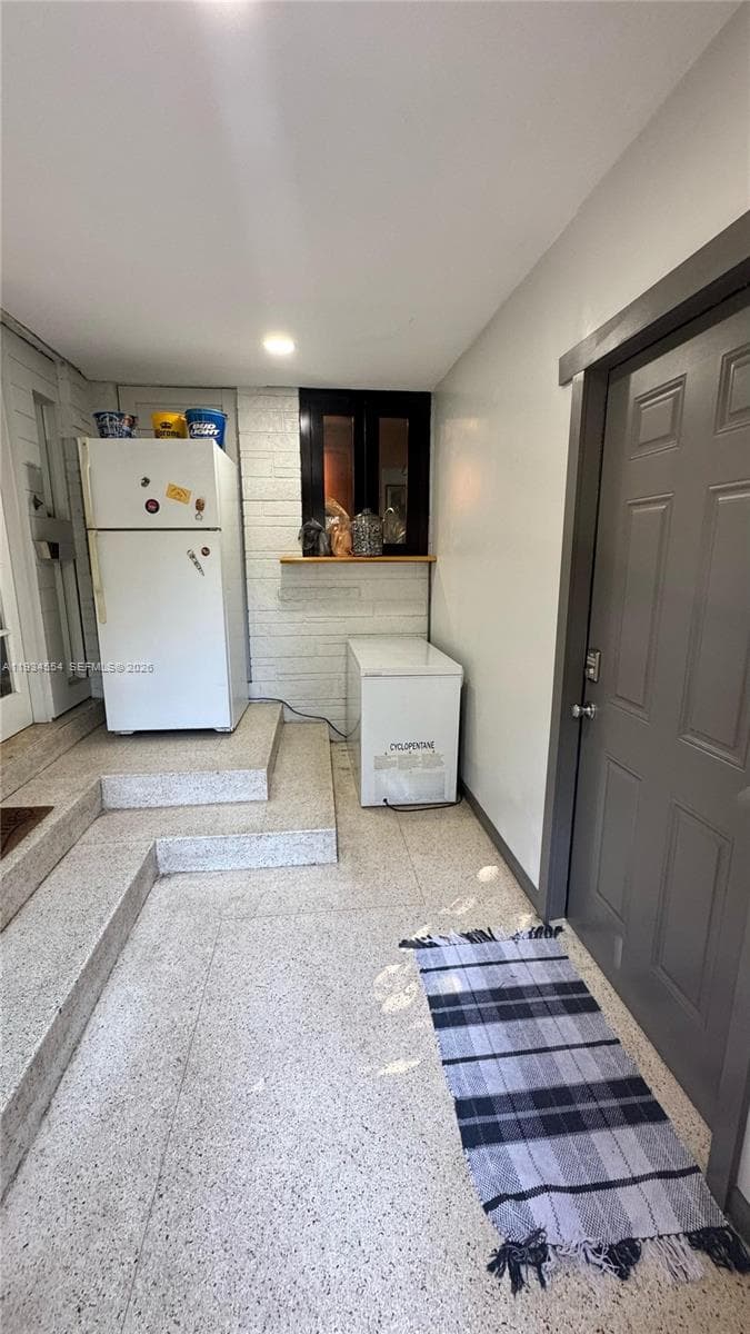 630 NE 165th St, Miami FL 33162 — 31