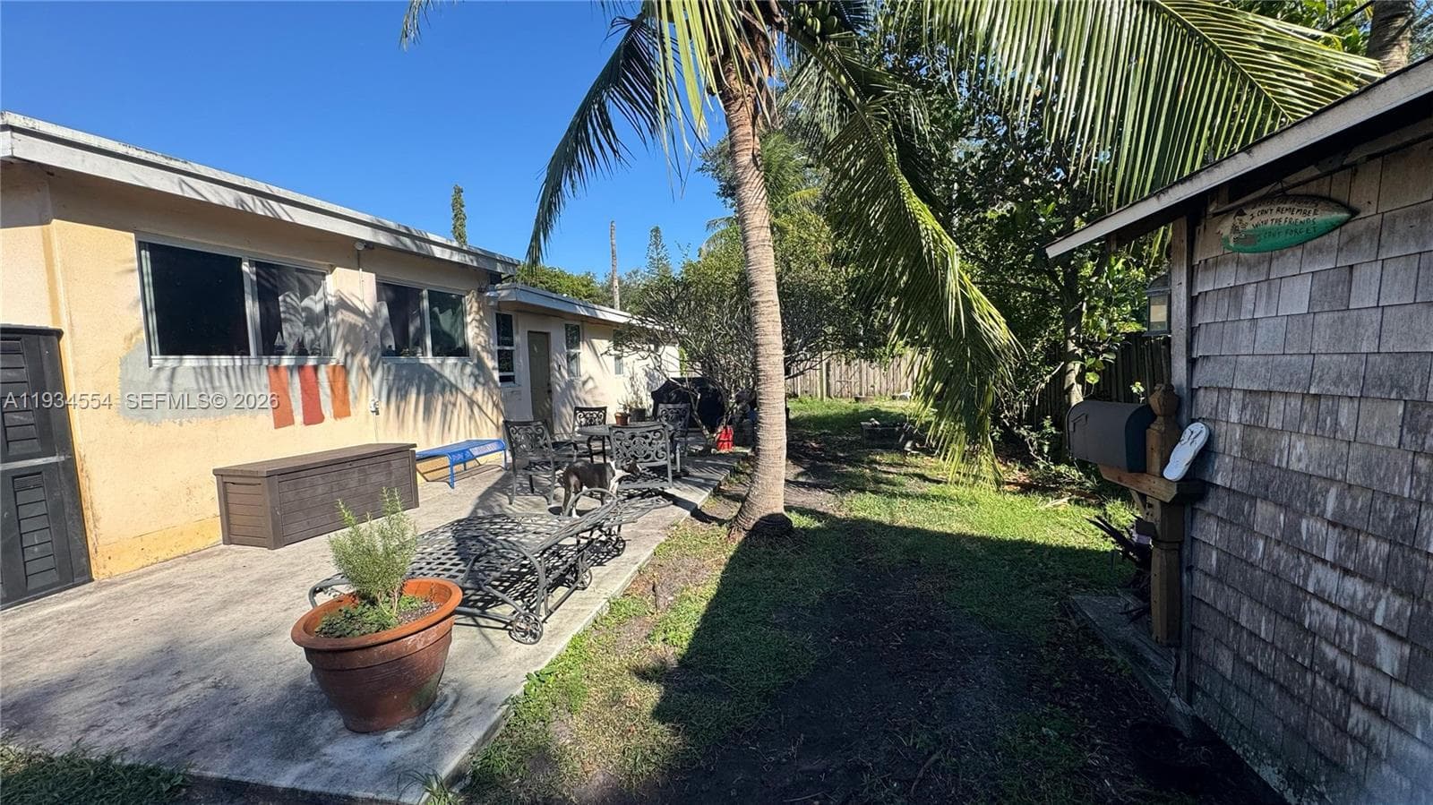 630 NE 165th St, Miami FL 33162 — 4