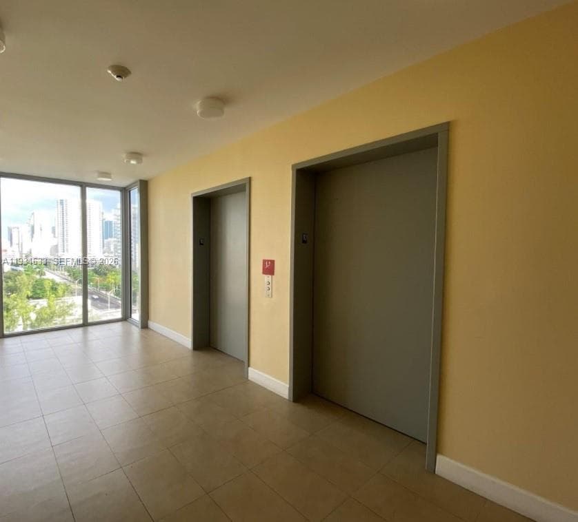 36 NW 6th Ave # 906, Miami FL 33128 — 27