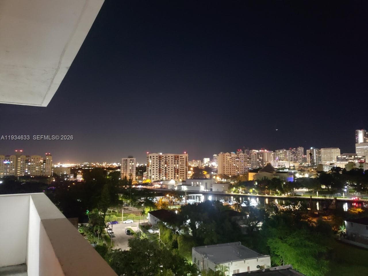 36 NW 6th Ave # 906, Miami FL 33128 — 1