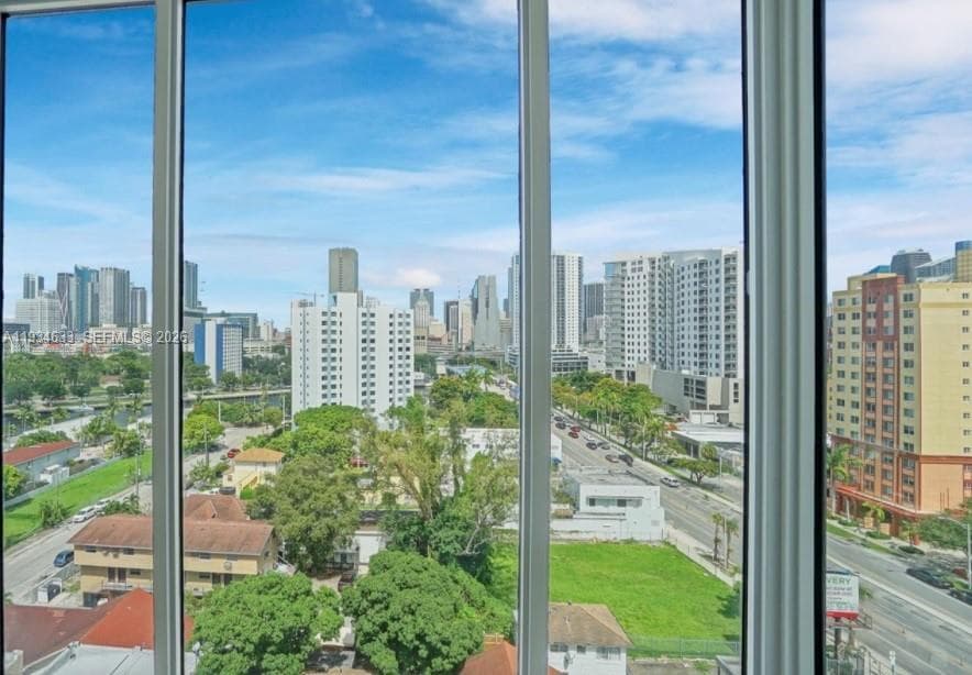 36 NW 6th Ave # 906, Miami FL 33128 — 19