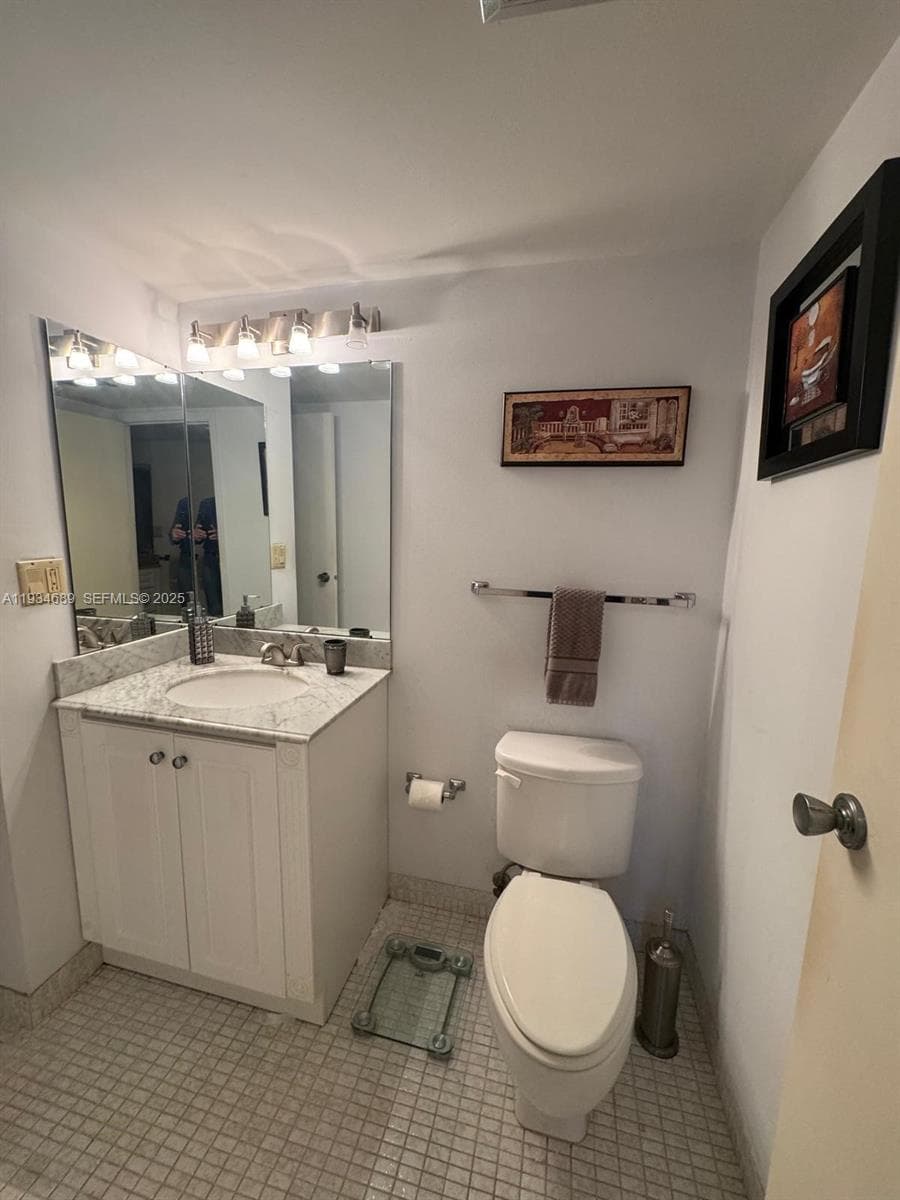 20335 W Country Club Dr # 1105, Aventura FL 33180 — 30