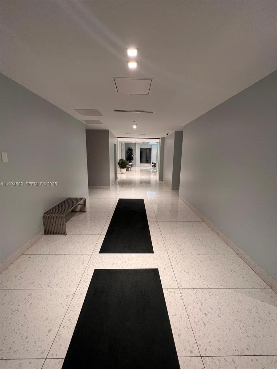 20335 W Country Club Dr # 1105, Aventura FL 33180 — 48