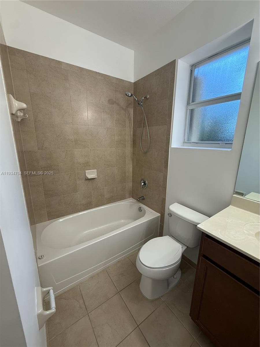 9248 SW 170th Pl # 9248, Miami FL 33196 — 25