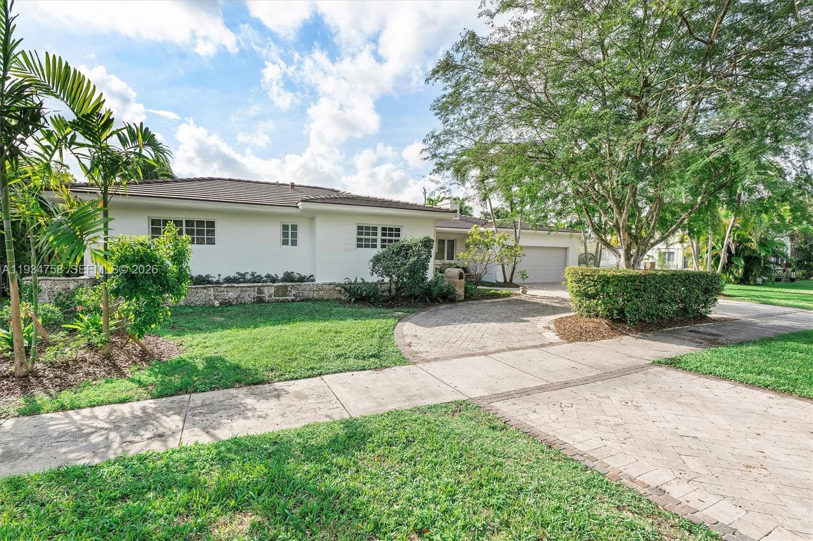 390 NE 103rd St, Miami Shores FL 33138 — 52