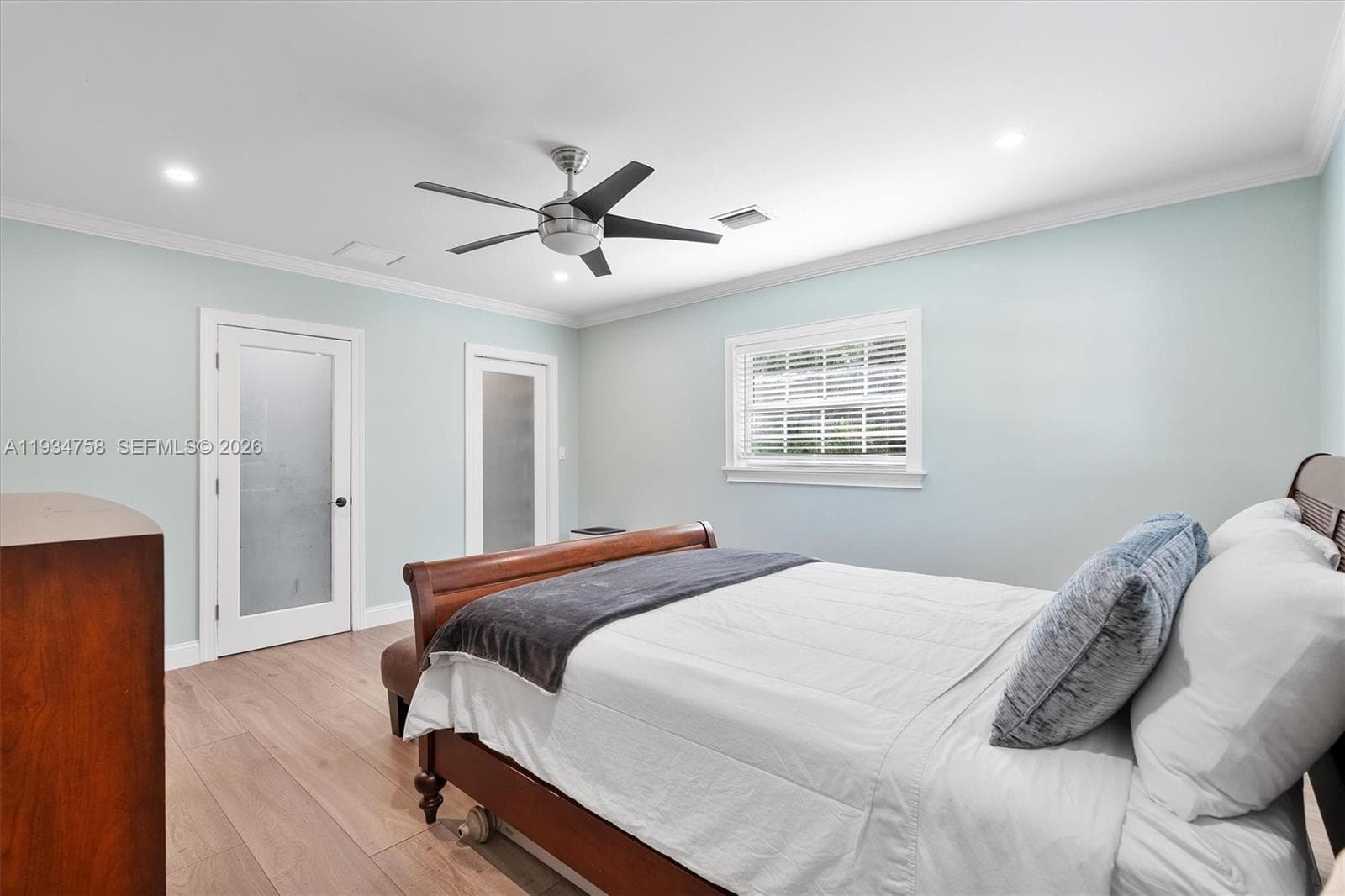 390 NE 103rd St, Miami Shores FL 33138 — 35