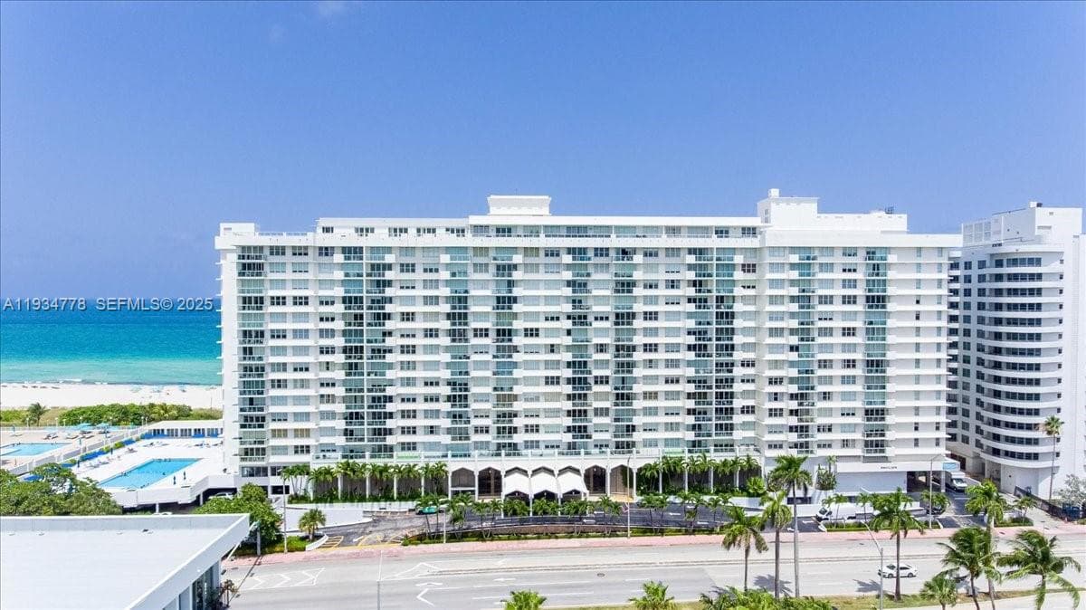 5601 Collins Ave # 915, Miami Beach FL 33140 — 27