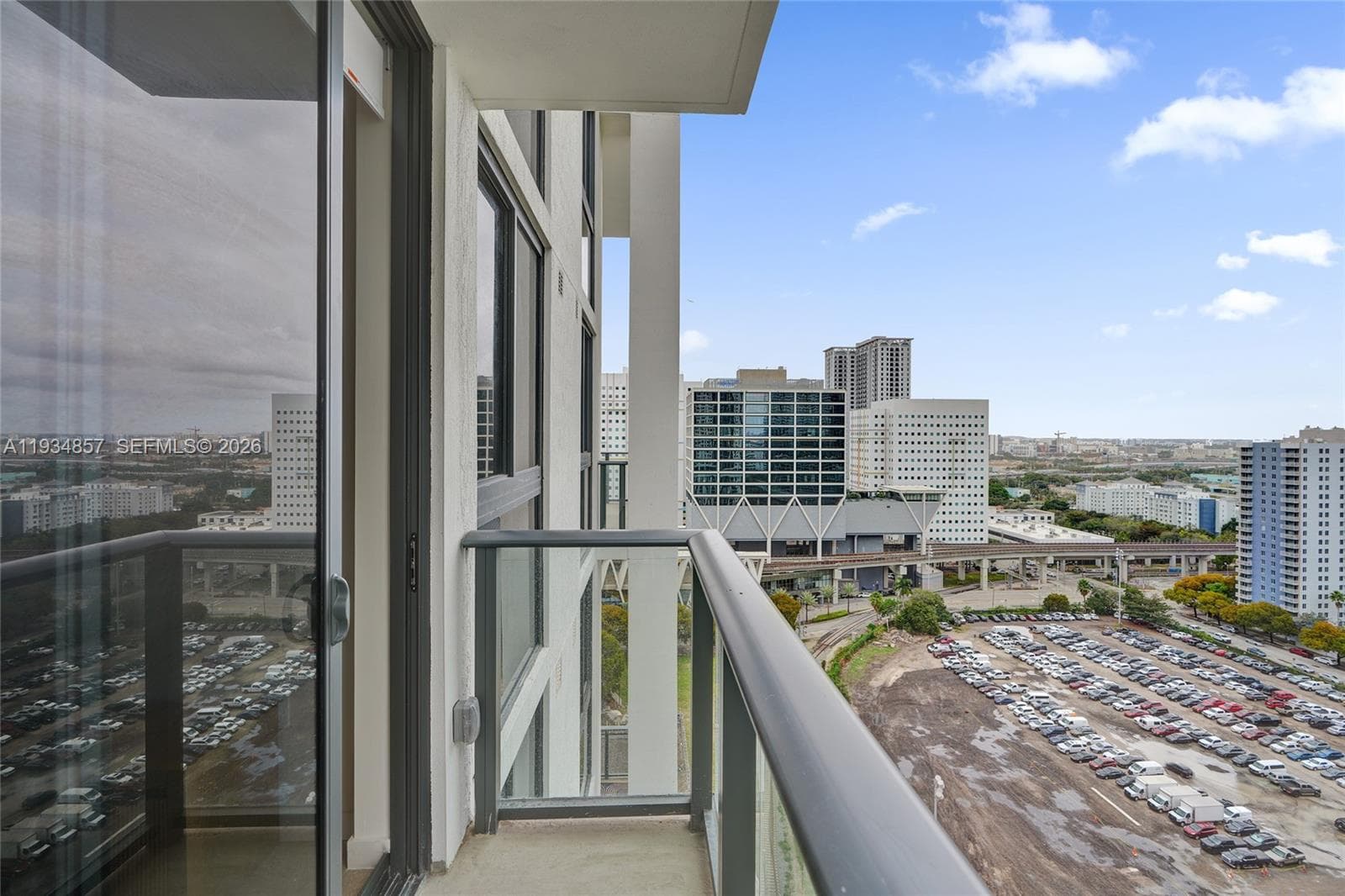 11 NE 6TH # 2013, Miami FL 33132 — 17