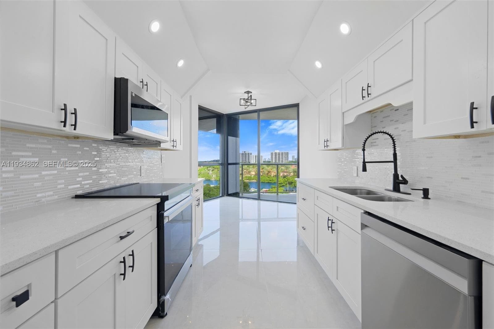 20281 E Country Club Dr # 501, Aventura FL 33180 — 6