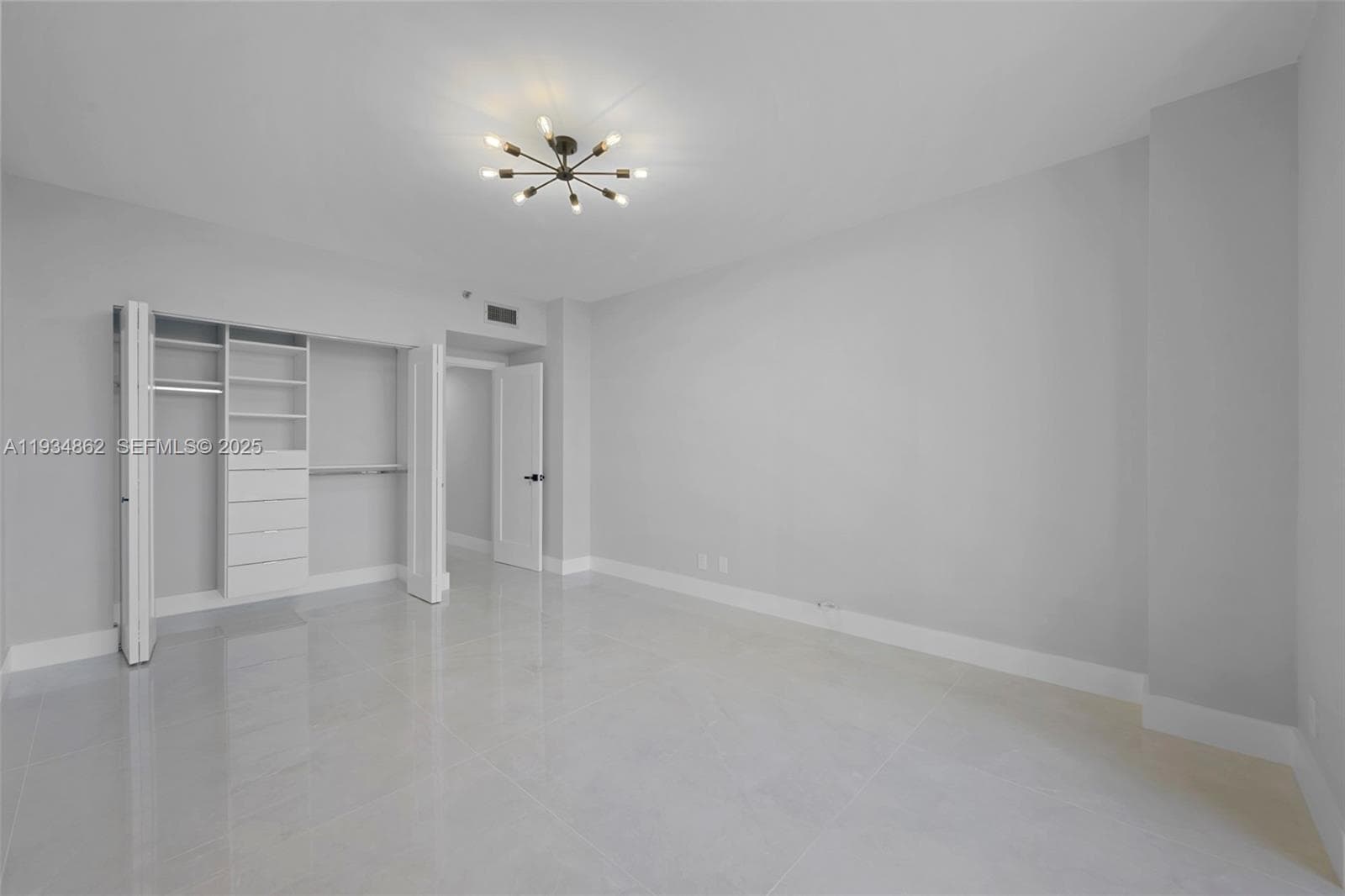 20281 E Country Club Dr # 501, Aventura FL 33180 — 15