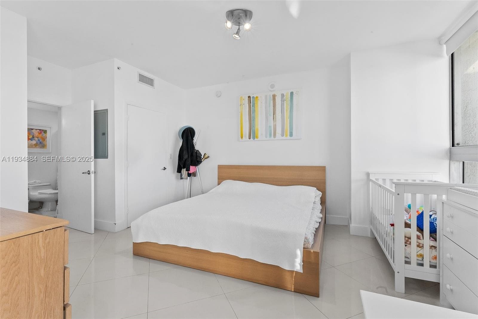 90 SW 3rd St # 1410, Miami FL 33130 — 7