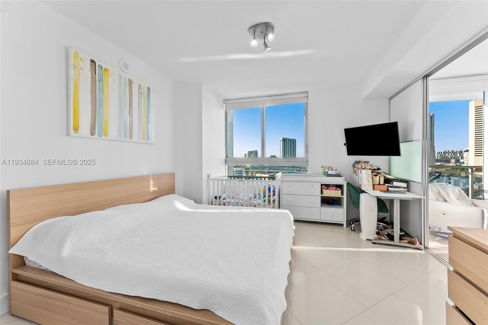 90 SW 3rd St # 1410, Miami FL 33130 — 8