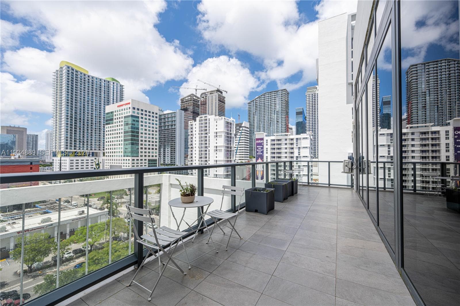 239 SW 9th St # 2103, Miami FL 33130 — 47