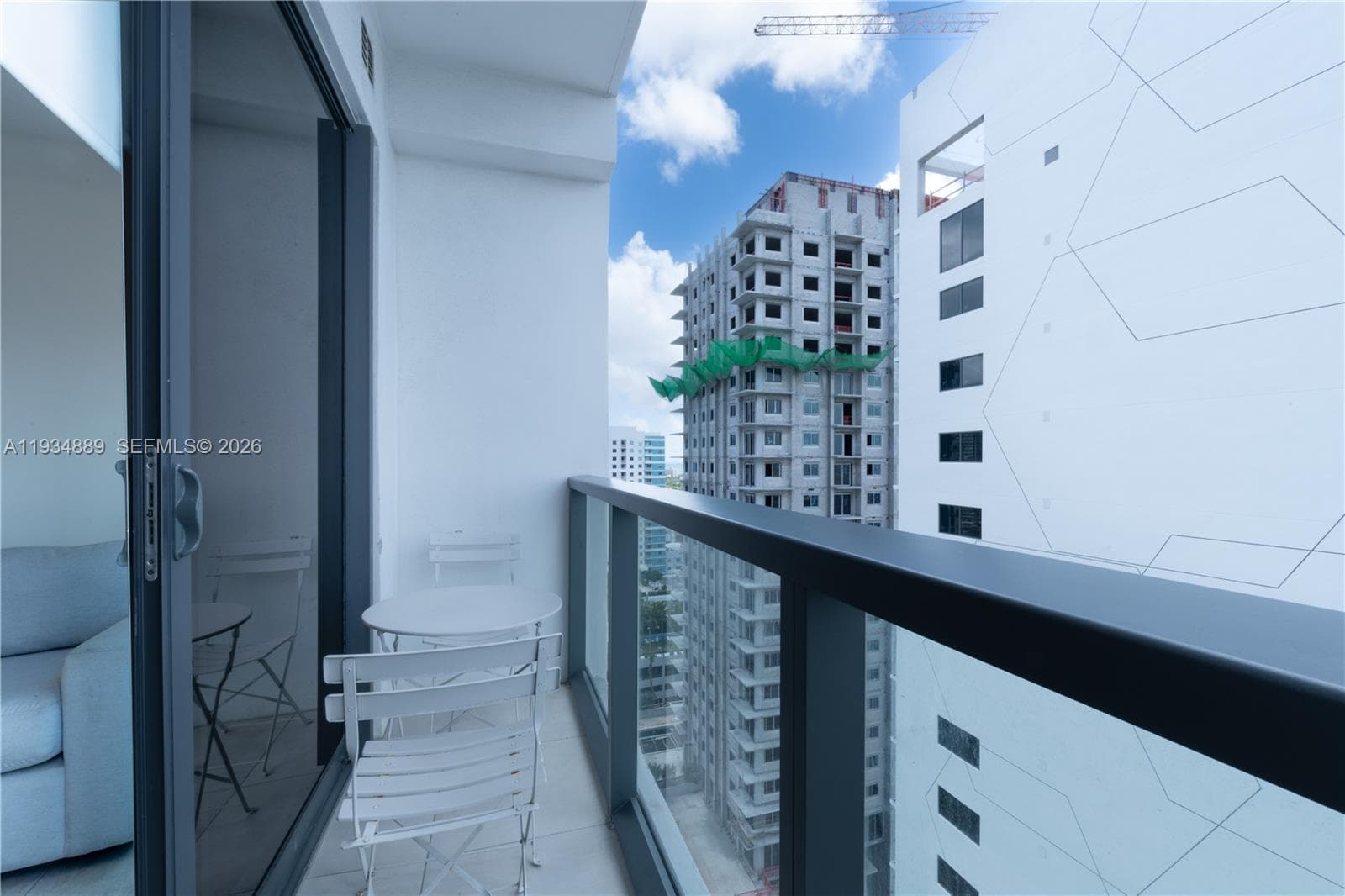239 SW 9th St # 2103, Miami FL 33130 — 34