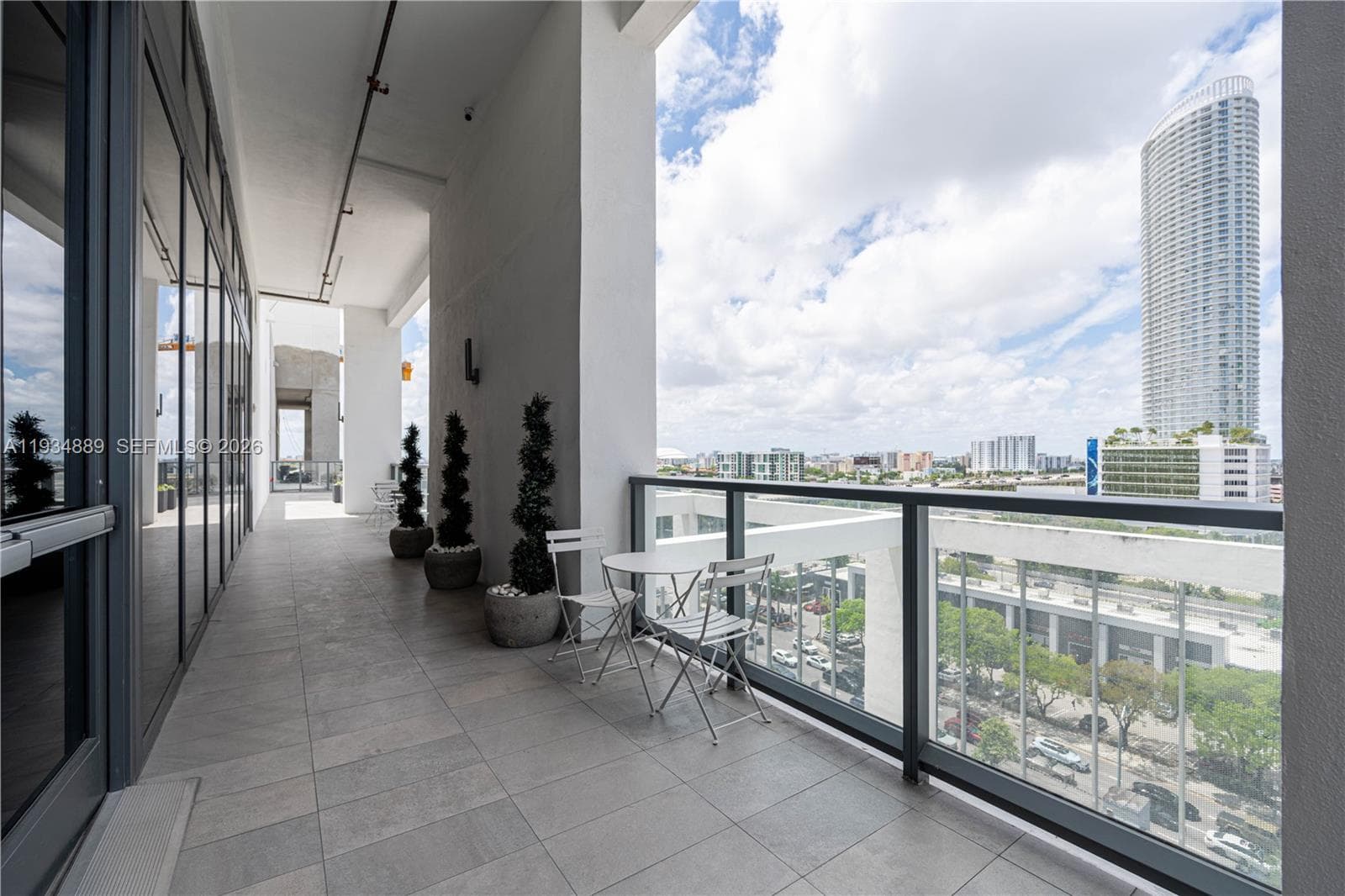 239 SW 9th St # 2103, Miami FL 33130 — 48
