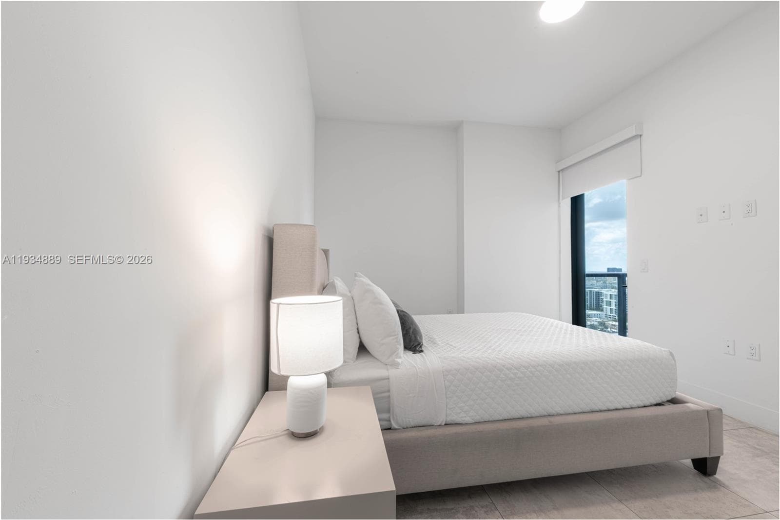 239 SW 9th St # 2103, Miami FL 33130 — 31