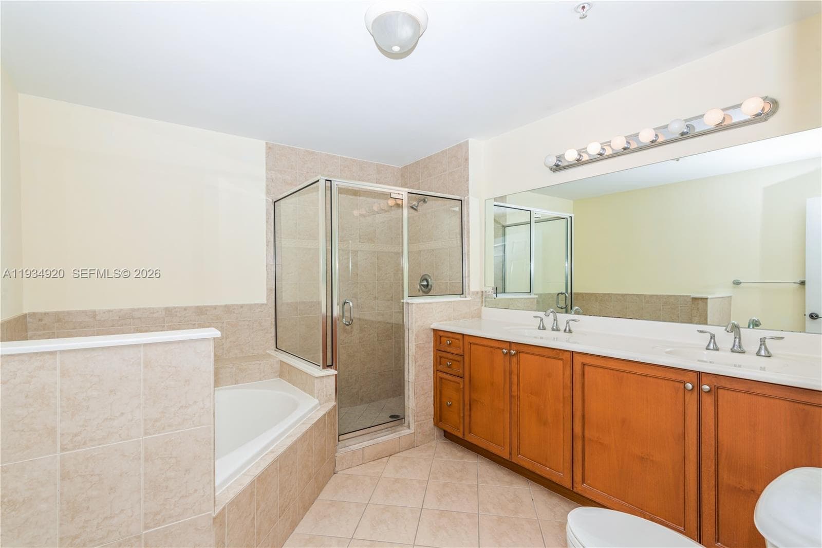 8395 SW 73rd Ave # 417, Miami FL 33143 — 27