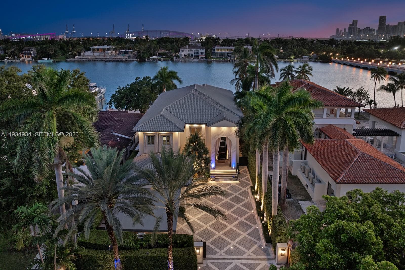 176 S Hibiscus Drive, Miami Beach FL 33139 — 36