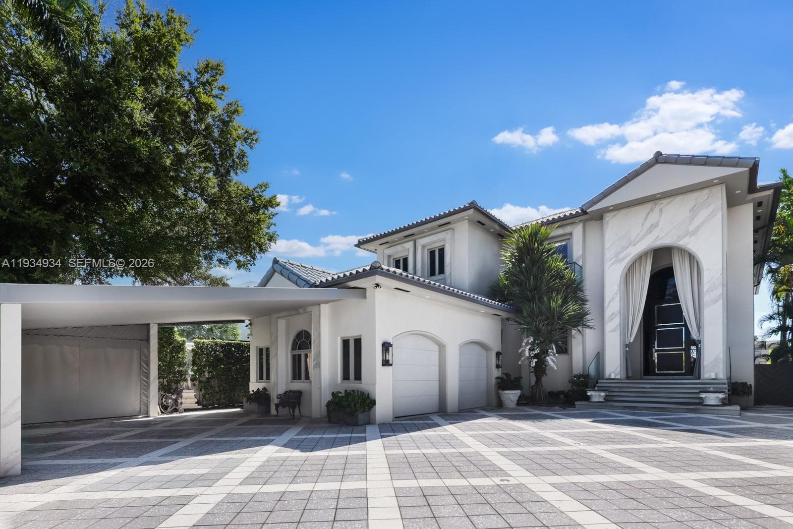 176 S Hibiscus Drive, Miami Beach FL 33139 — 4