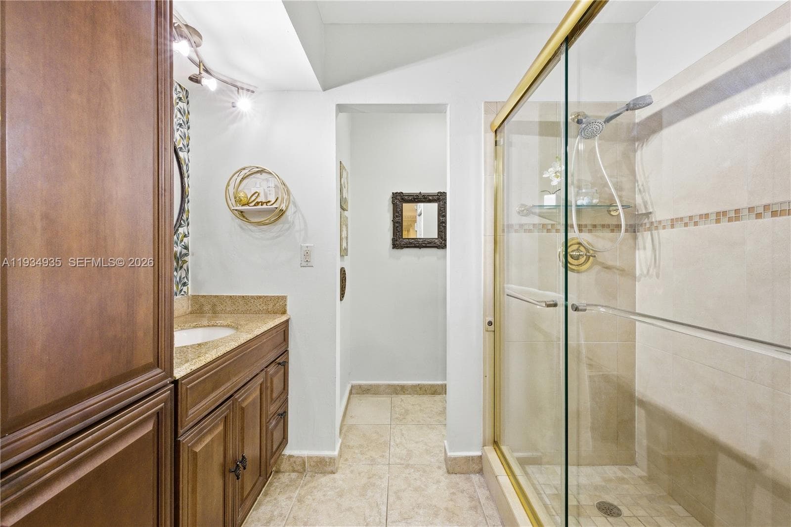 6358 Milk Wagon Ln, Miami Lakes FL 33014 — 23