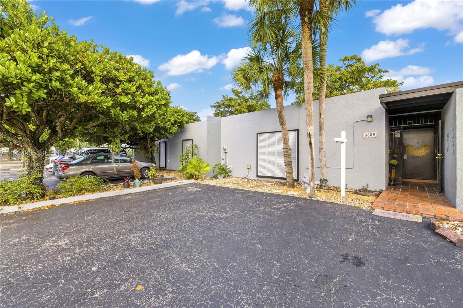 6358 Milk Wagon Ln, Miami Lakes FL 33014 — 4