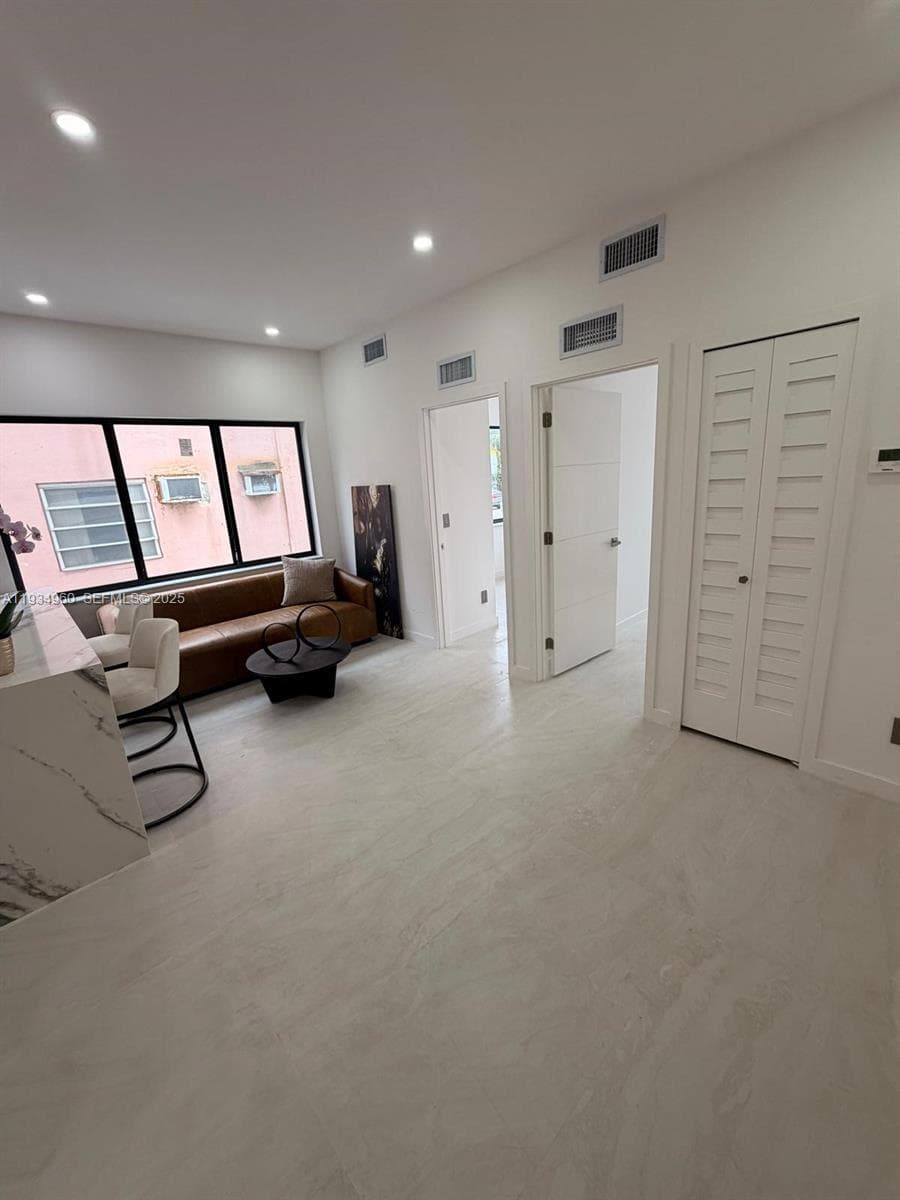 2436 SW 7th St # 6, Miami FL 33135 — 3