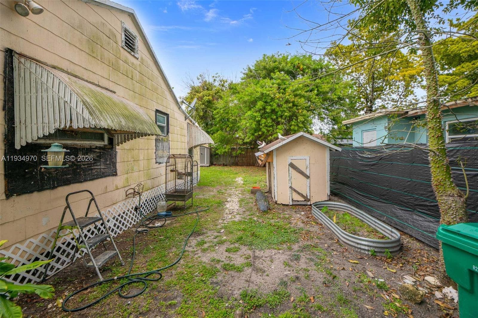 1911 NW 52nd St, Miami FL 33142 — 28
