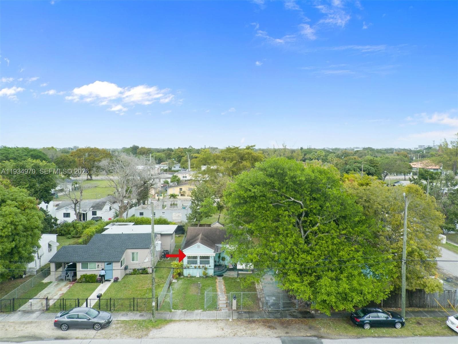1911 NW 52nd St, Miami FL 33142 — 38