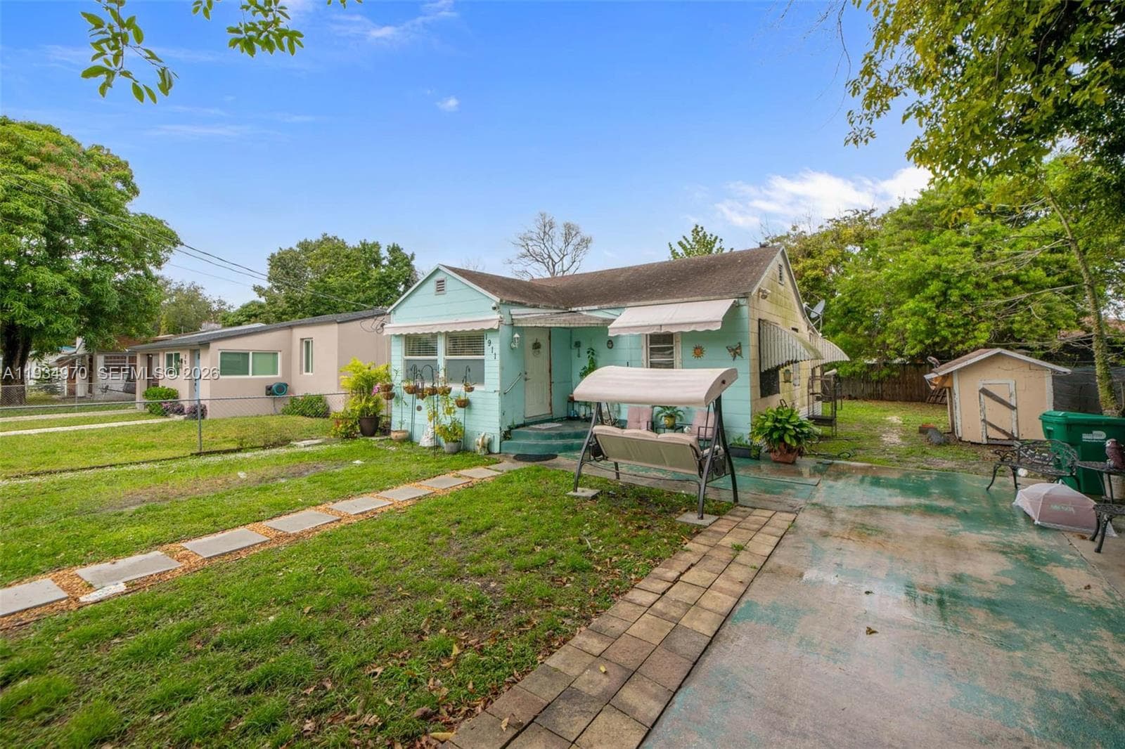 1911 NW 52nd St, Miami FL 33142 — 35