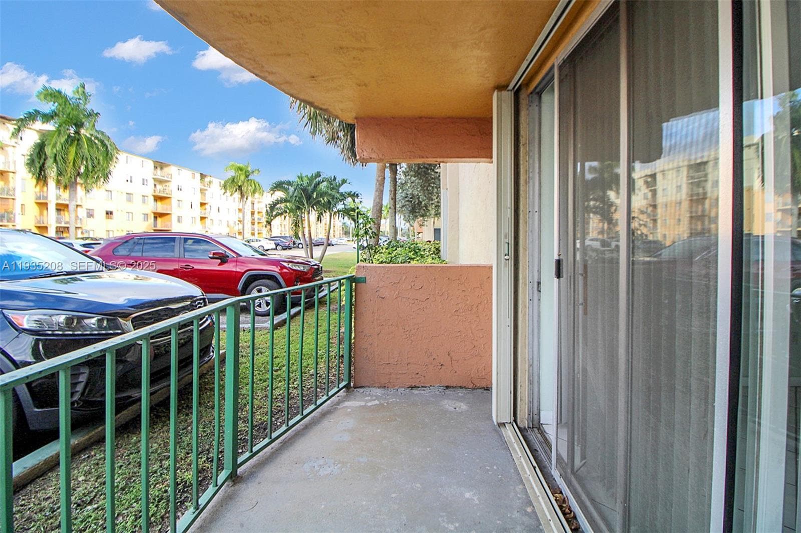 9360 Fontainebleau Blvd # 101, Miami FL 33172 — 17