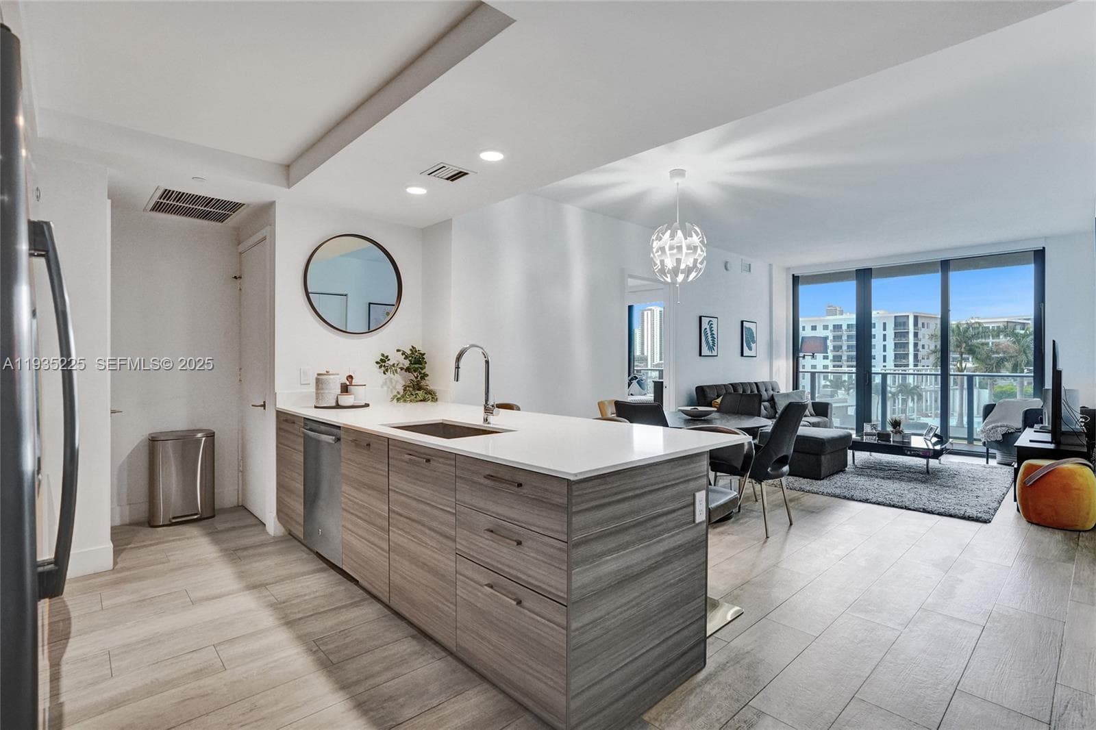 121 NE 34th St # 902, Miami FL 33137 — 17