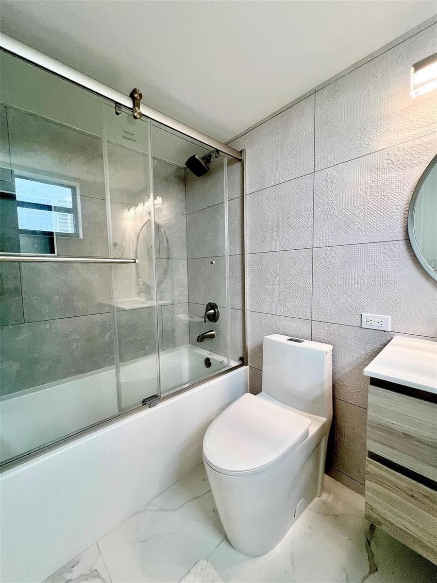 16919 N Bay Road # 911, Sunny Isles Beach FL 33160 — 23