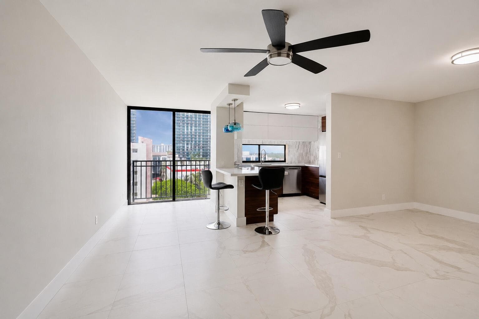 16919 N Bay Road # 911, Sunny Isles Beach FL 33160 — 18