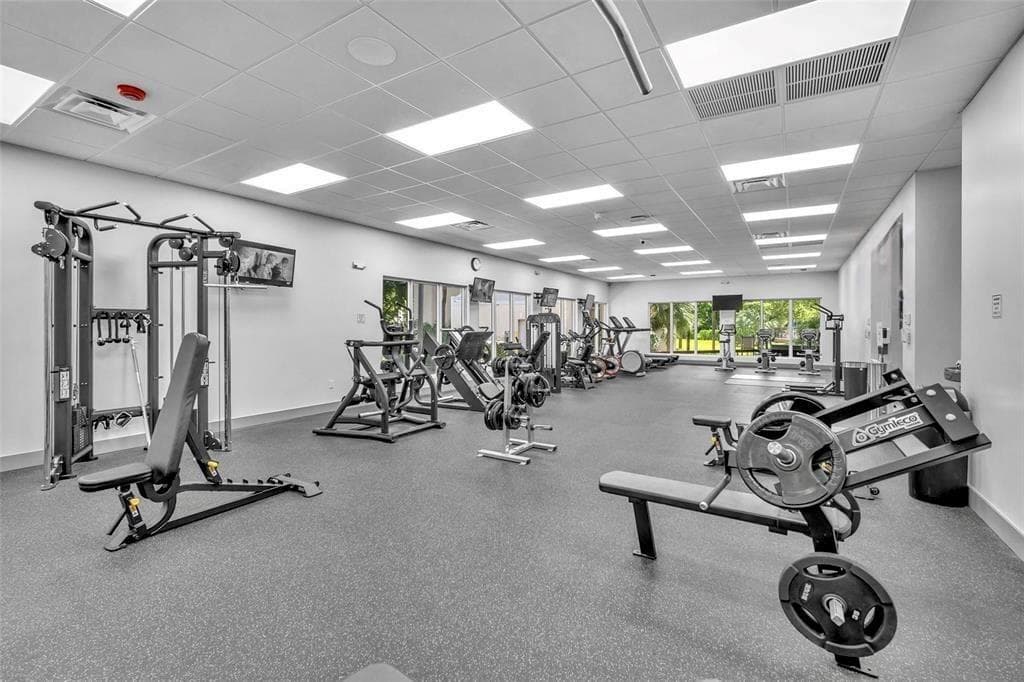 16919 N Bay Road # 911, Sunny Isles Beach FL 33160 — 35