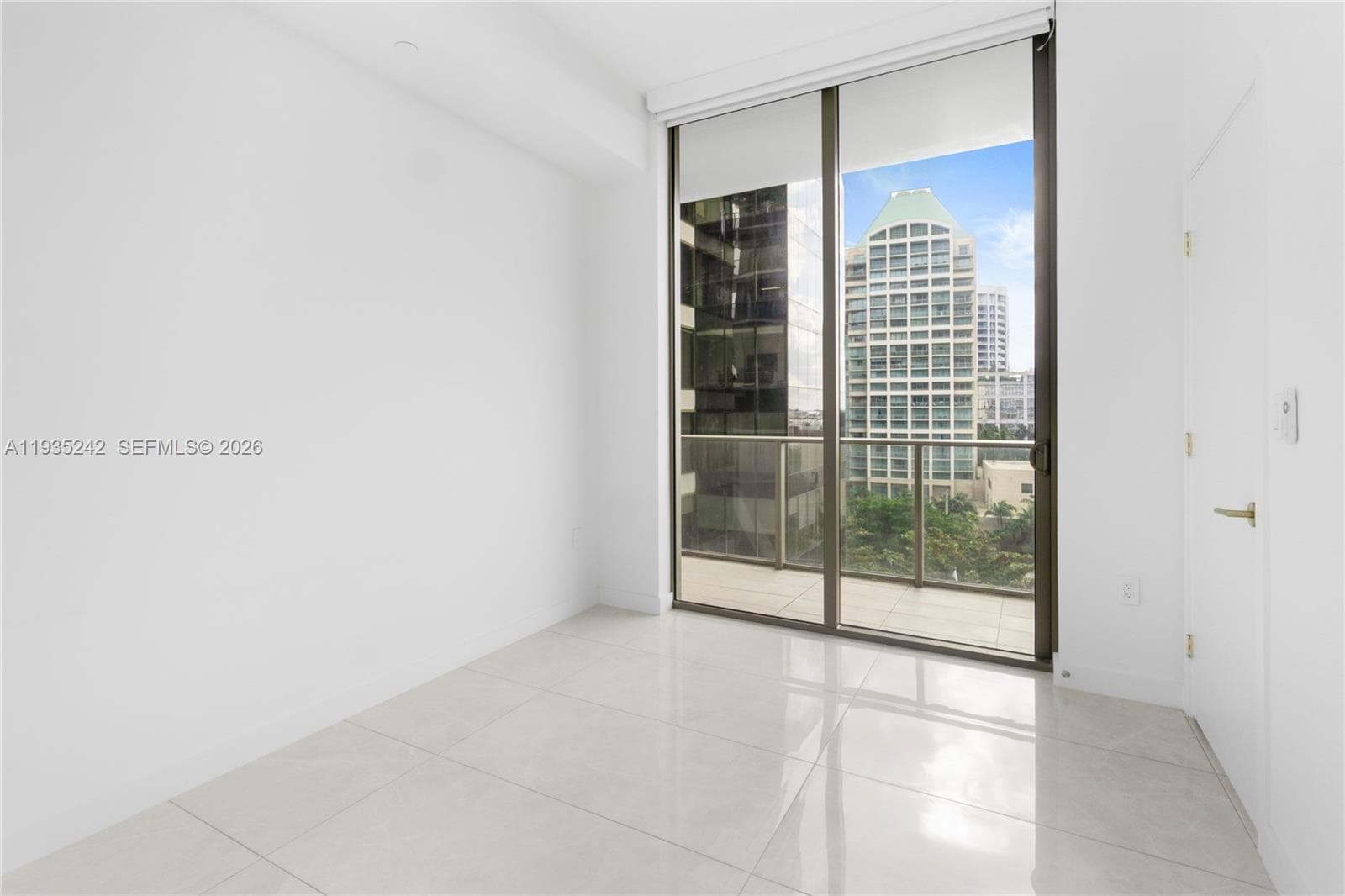 2678 Tigertail Ave # 715, Miami FL 33133 — 22