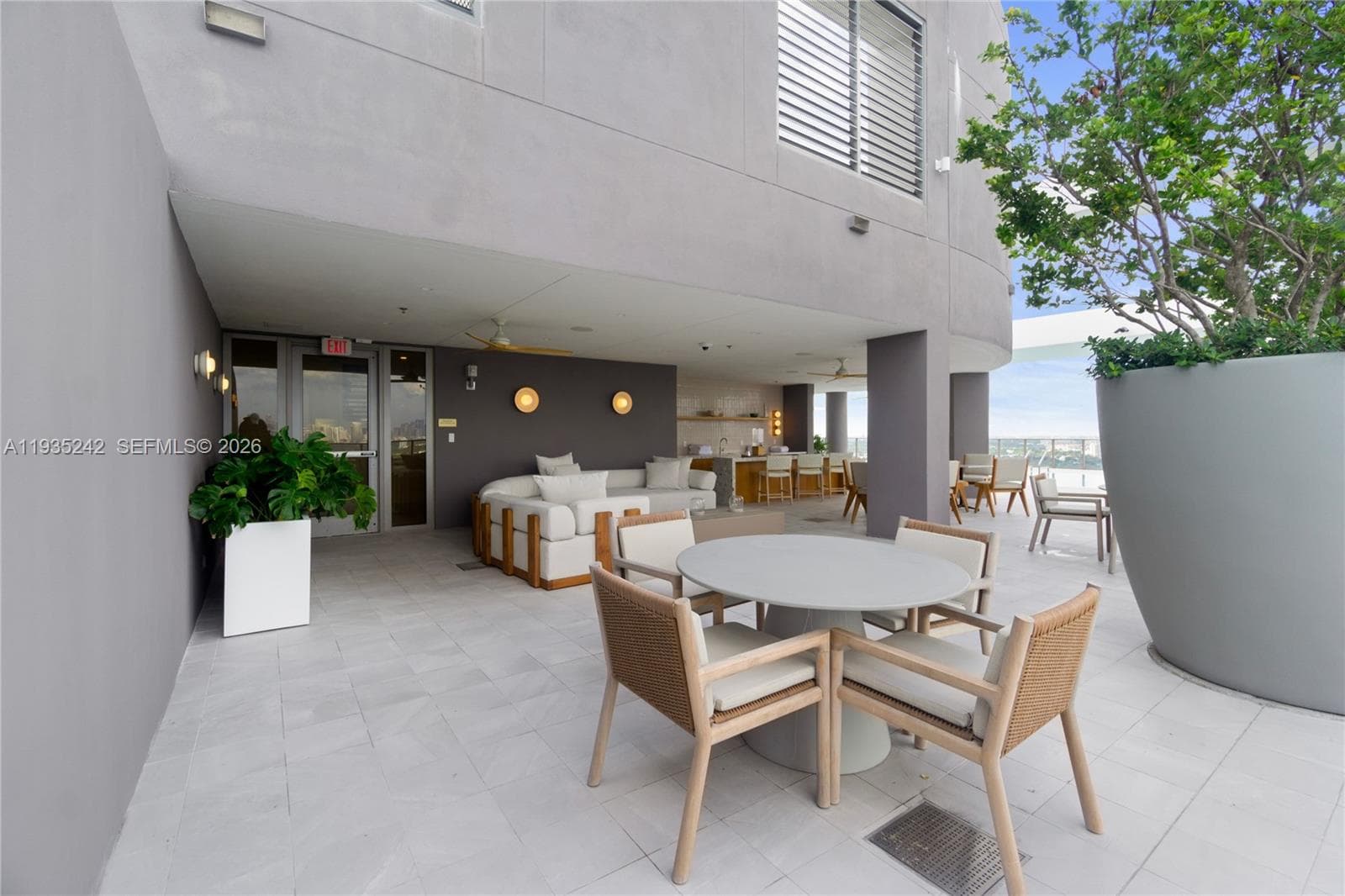 2678 Tigertail Ave # 715, Miami FL 33133 — 30