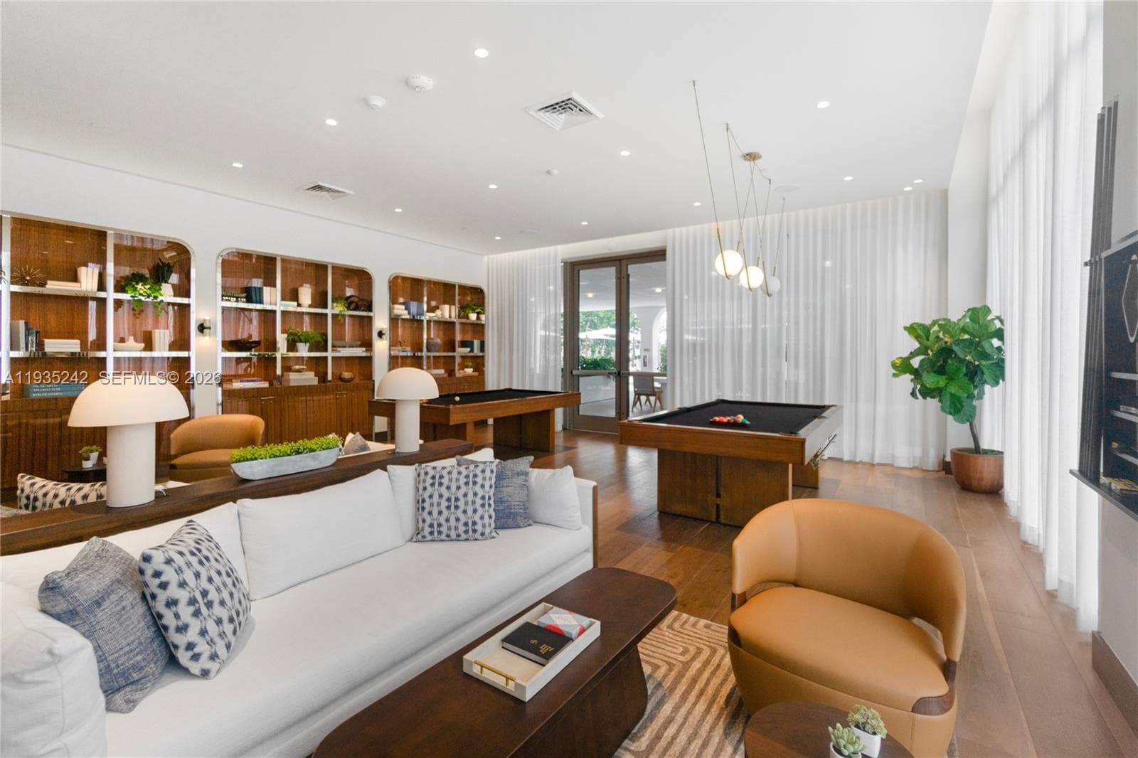 2678 Tigertail Ave # 715, Miami FL 33133 — 33