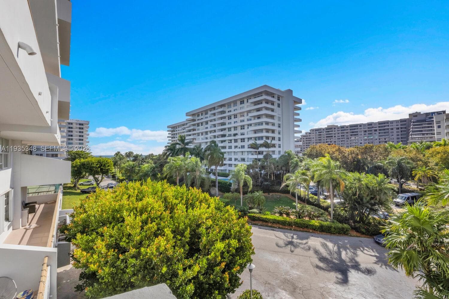 155 Ocean Lane Dr # 413, Key Biscayne FL 33149 — 29