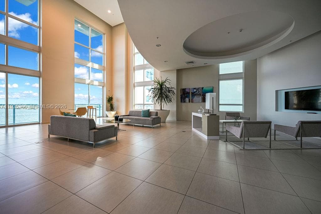 1900 N Bayshore Dr # 5103, Miami FL 33132 — 72