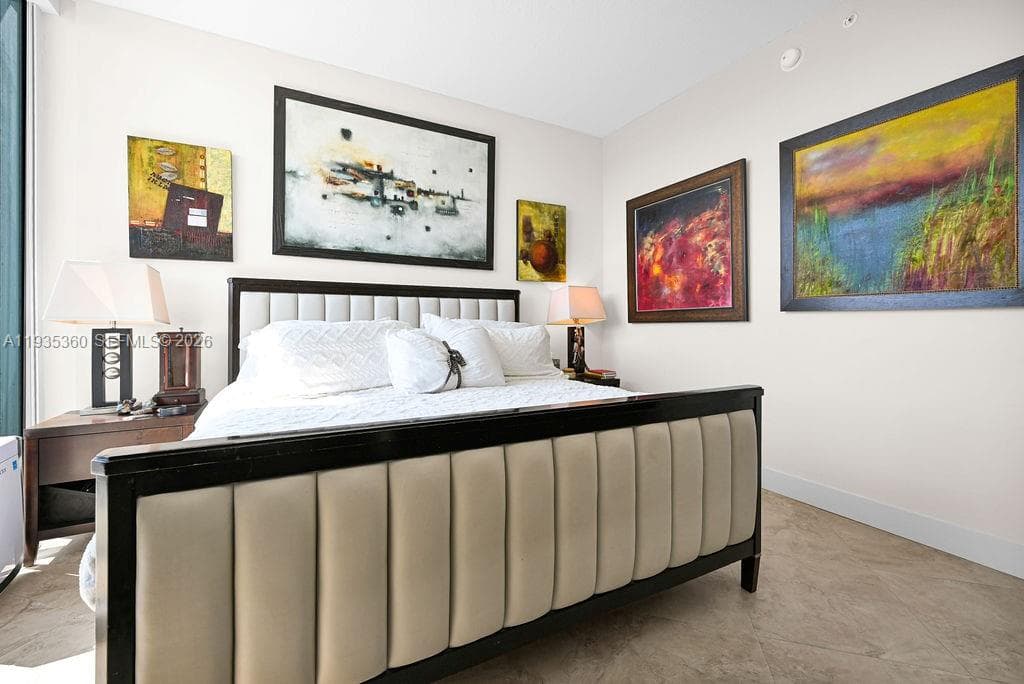 1900 N Bayshore Dr # 5103, Miami FL 33132 — 63