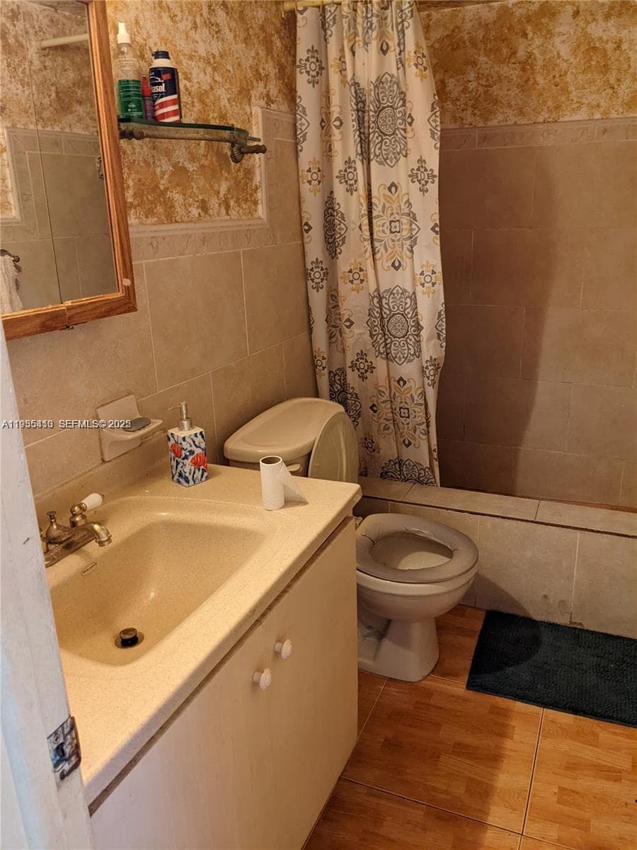 65 NE 202nd Ter # Q27, Miami Gardens FL 33179 — 6