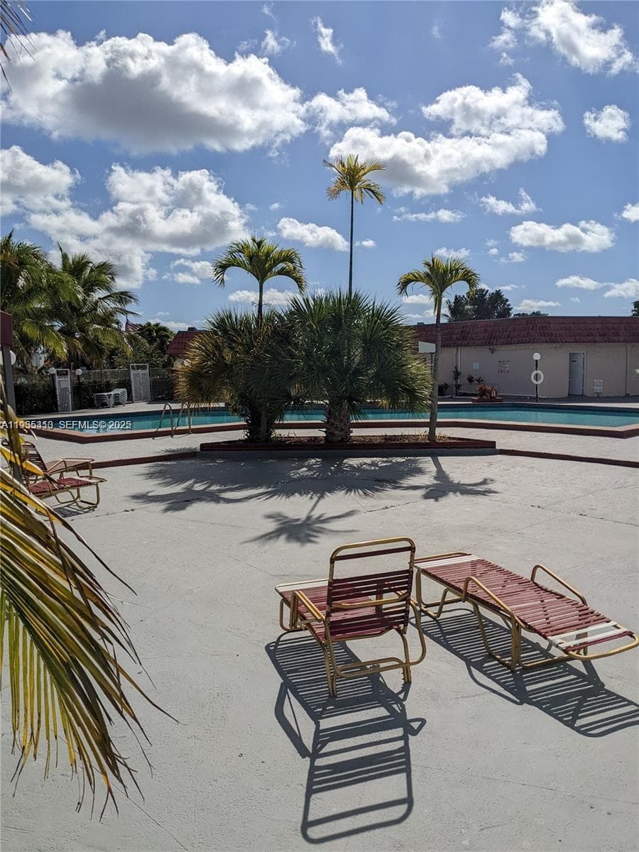 65 NE 202nd Ter # Q27, Miami Gardens FL 33179 — 9
