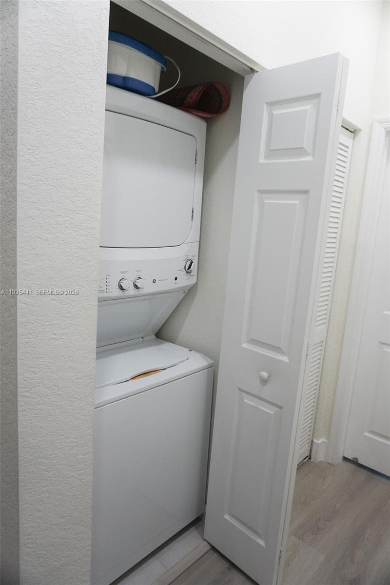 10589 W 32nd Ln, Hialeah Gardens FL 33018 — 27