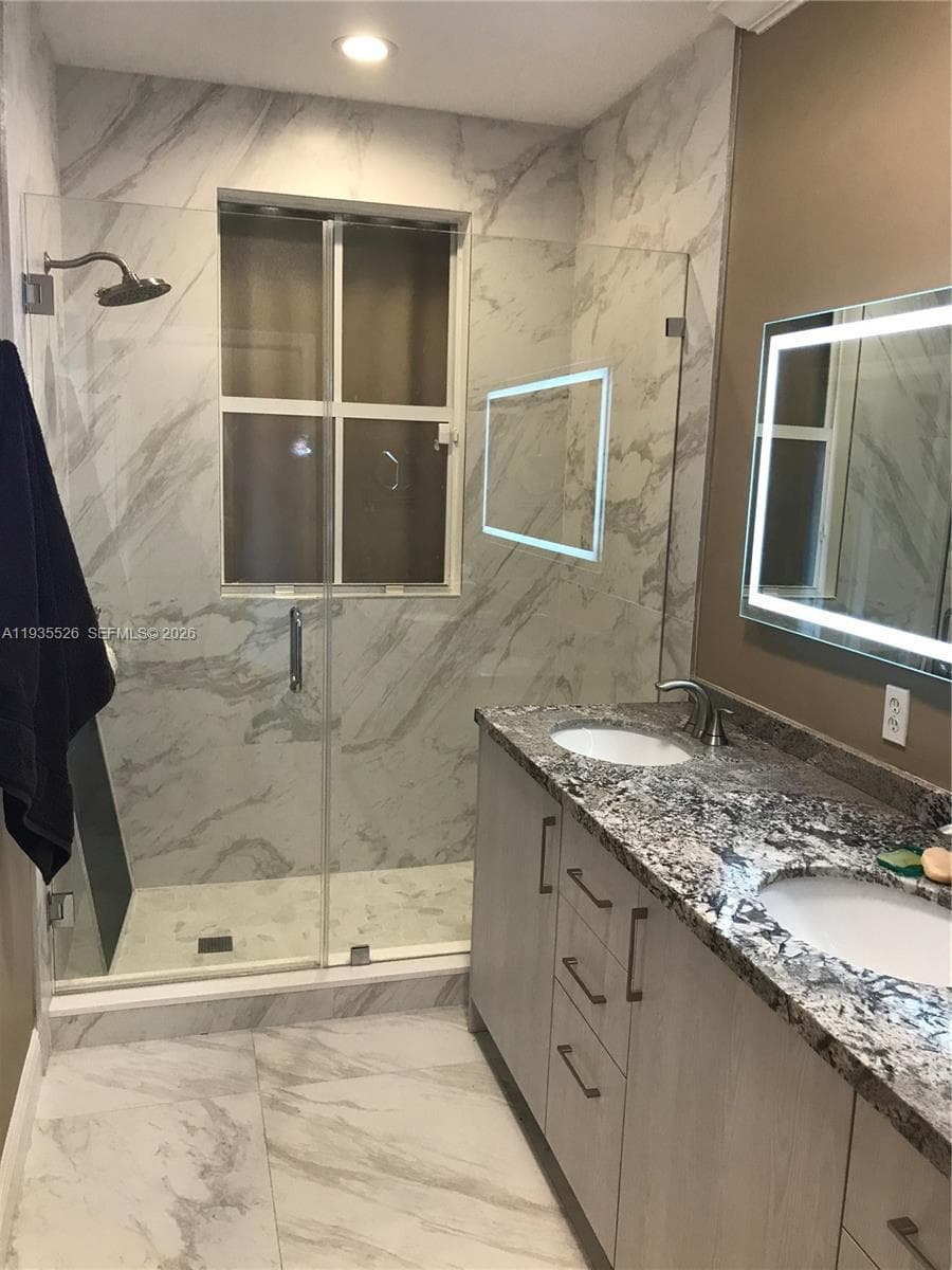 10872 SW 89th St # 10872, Miami FL 33176 — 13