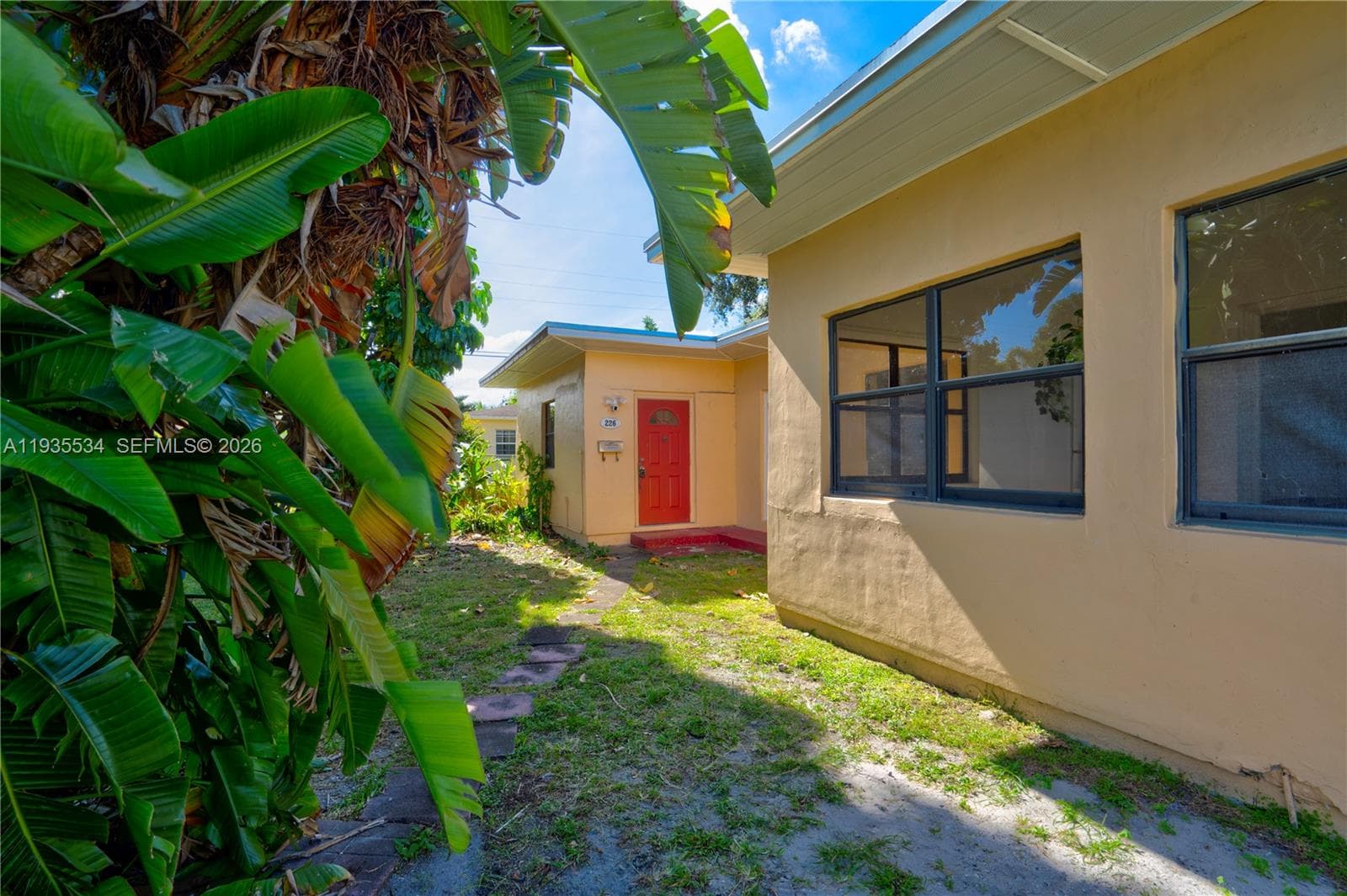 234 NE 111th St # 1, Miami FL 33161 — 2