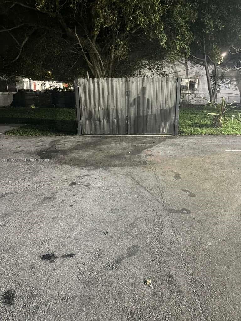 Opa-Locka, FL — 13