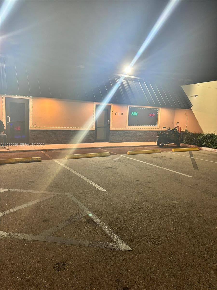 Opa-Locka, FL — 12